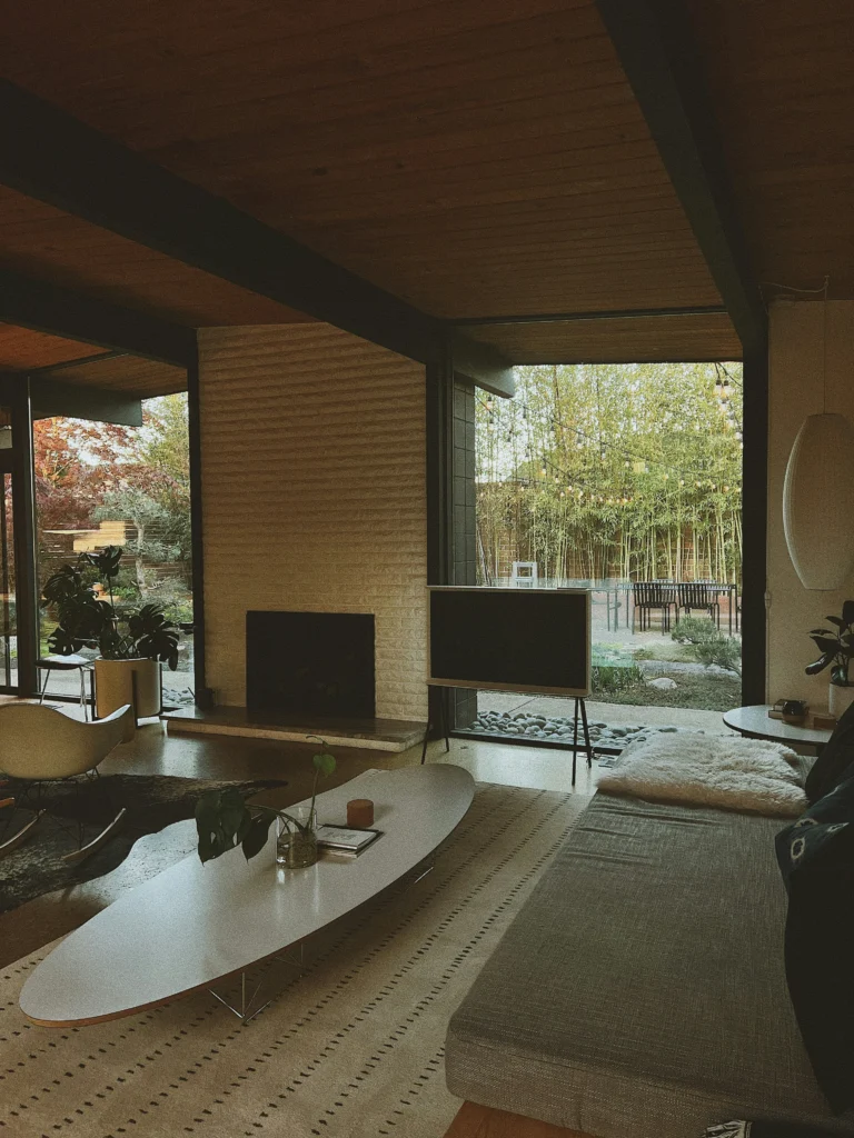Cozy Home Decor Ideas for a Warm and Relaxing Atmosphere