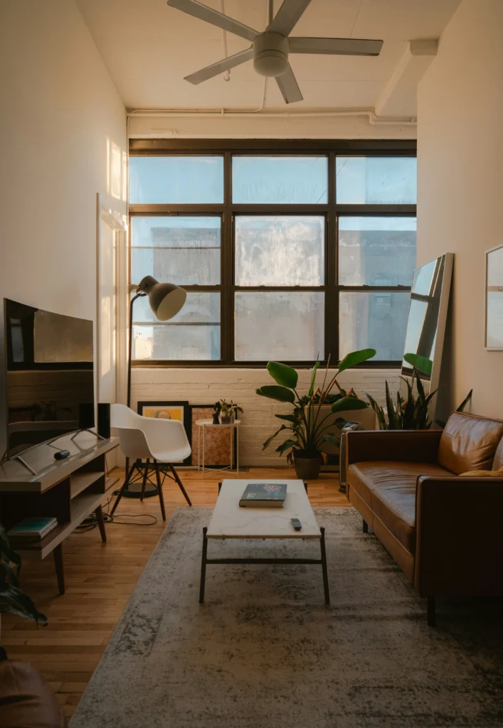 Modern Home Decor That Blends Comfort and Sophistication