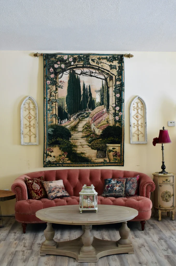 Chic Home Decorating Tips That Elevate Modern Interiors