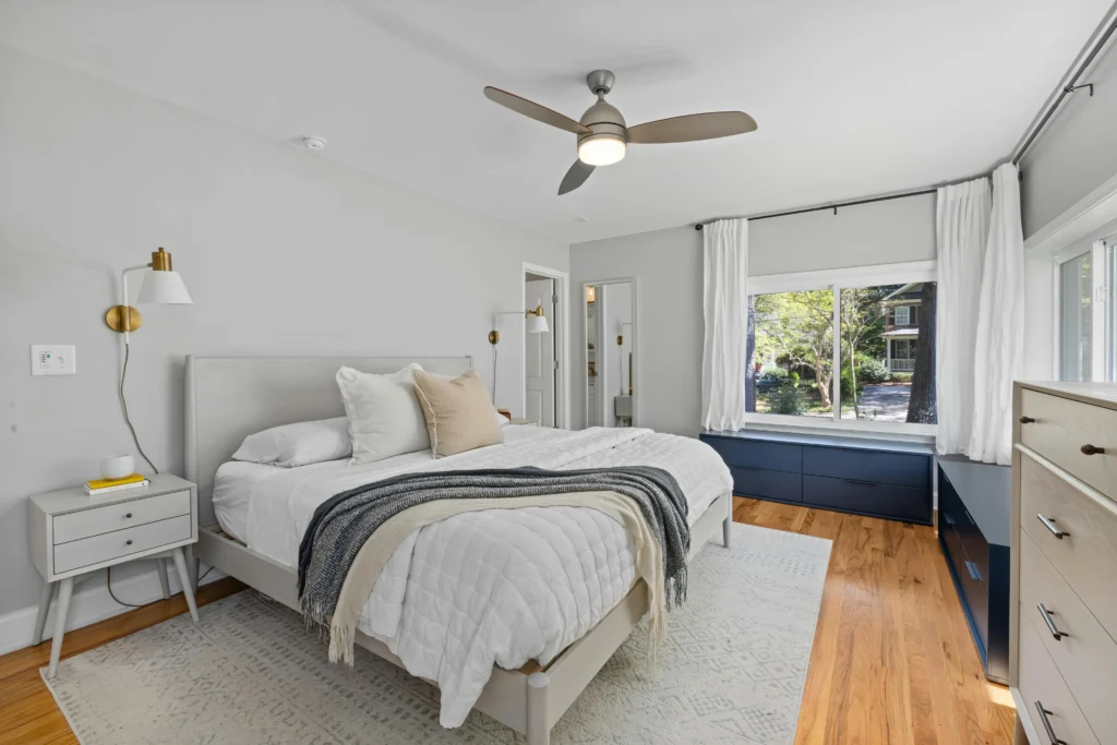 Dreamy Bedroom Inspiration That Feels Calm and Romantic