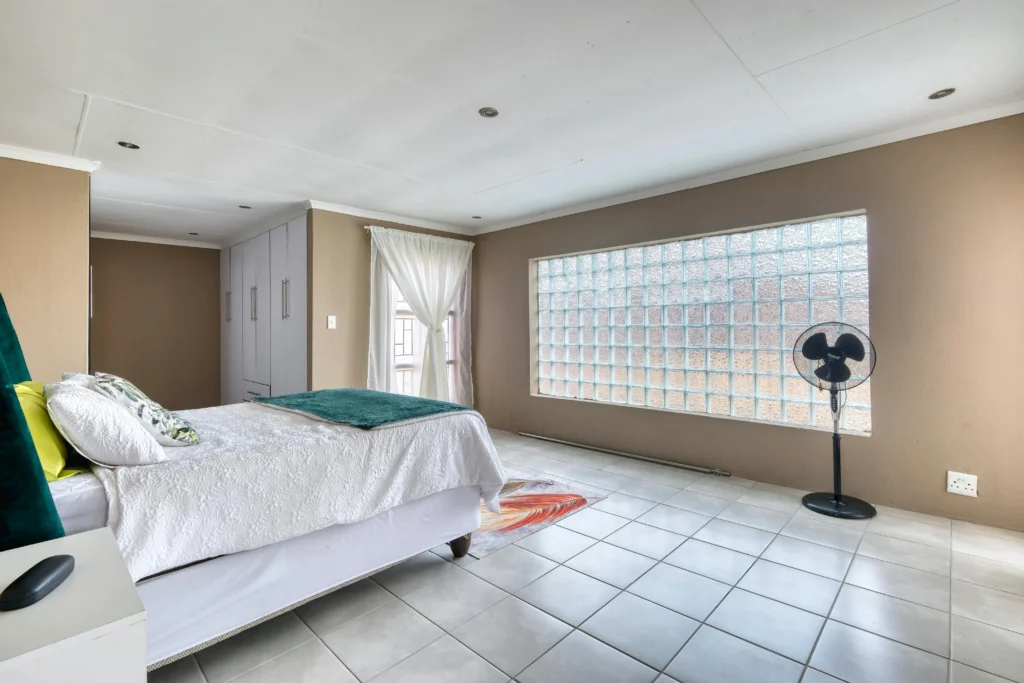 10 Dream Bedroom Escapes Find Your Perfect Vibe from Rustic to Modern