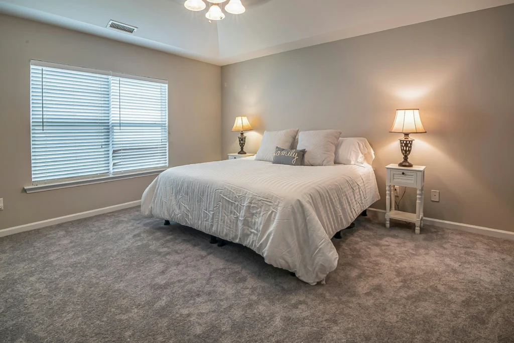 Rustic, Modern, & Glam 14 Bedroom Looks and How to Recreate Them