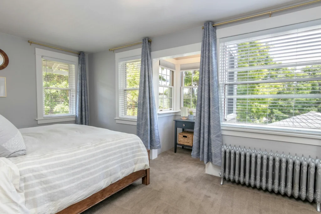 How to Design a Bedroom You'll Never Want to Leave (10 Must-See Styles)