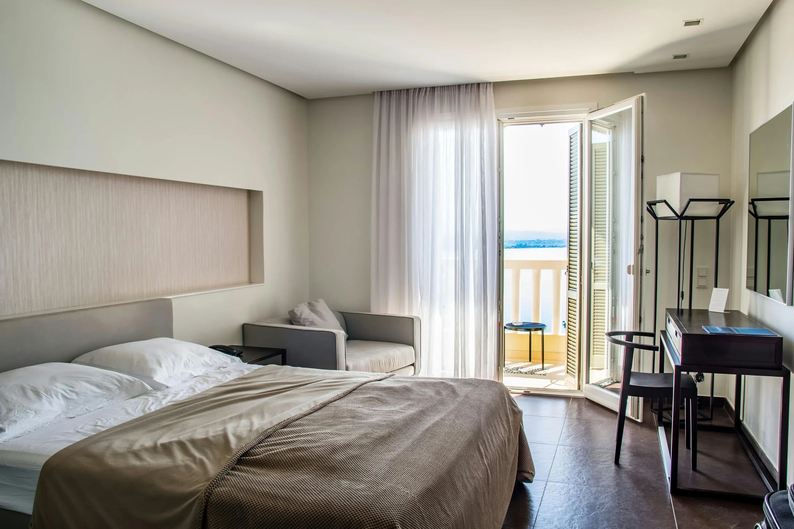 Cozy Bedroom Inspiration for Peaceful Morning Vibes
