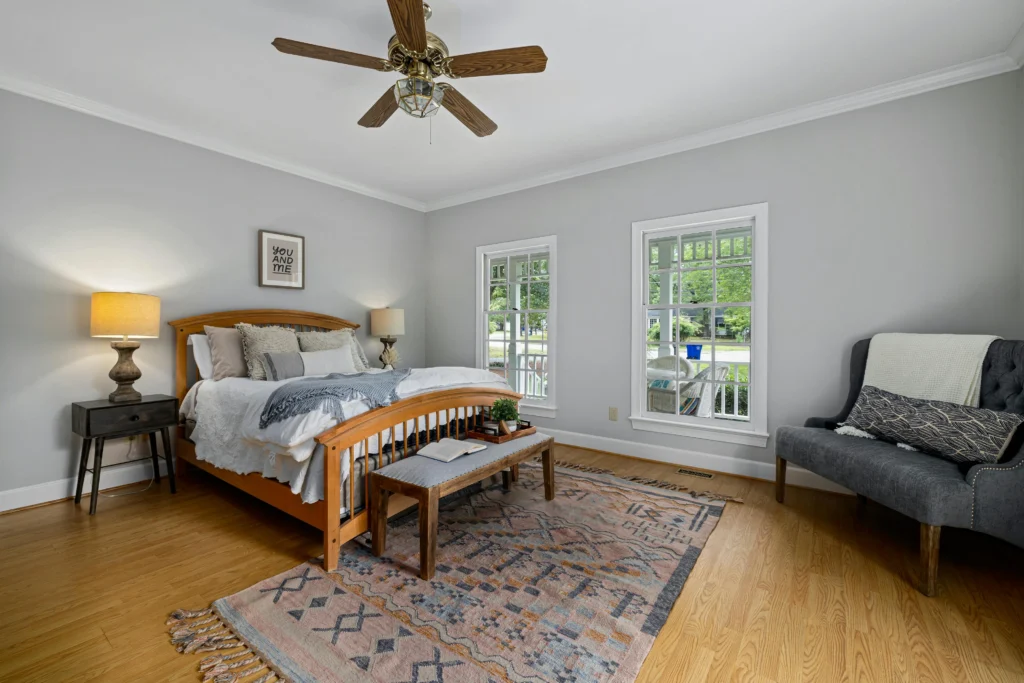 Chic Bedroom Inspiration Warm, Calm & Modern Vibes