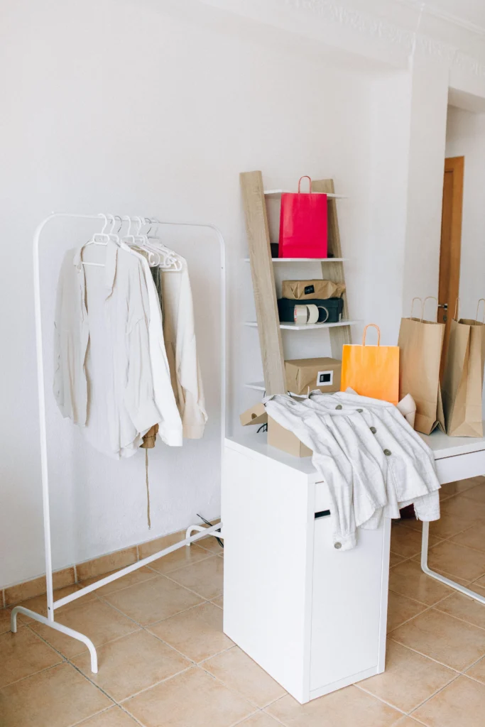 17 Studio Apartment Closet Organization Ideas for Women