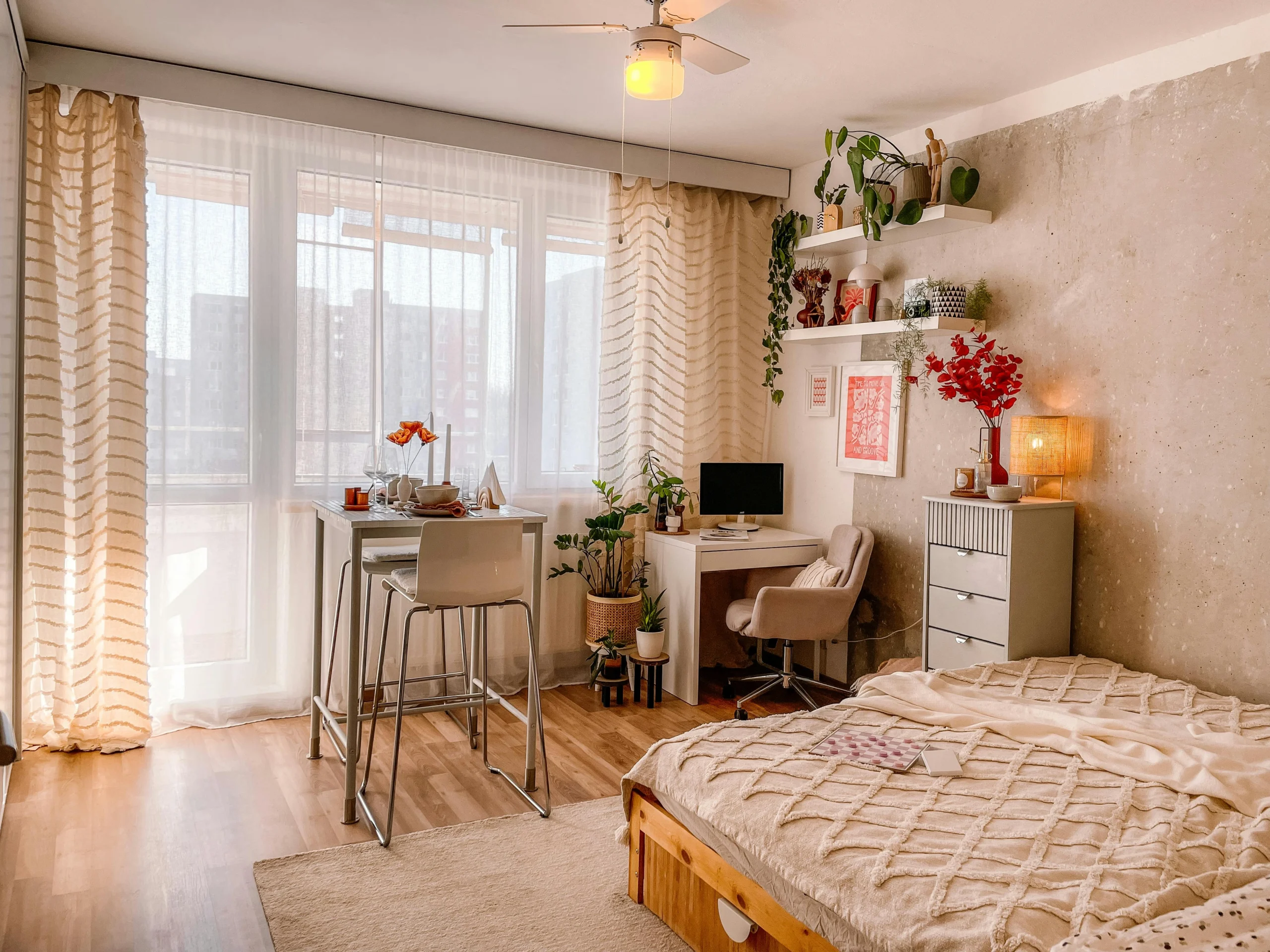 Dreamy Studio Apartment Decor Ideas for a Soft Cozy Look