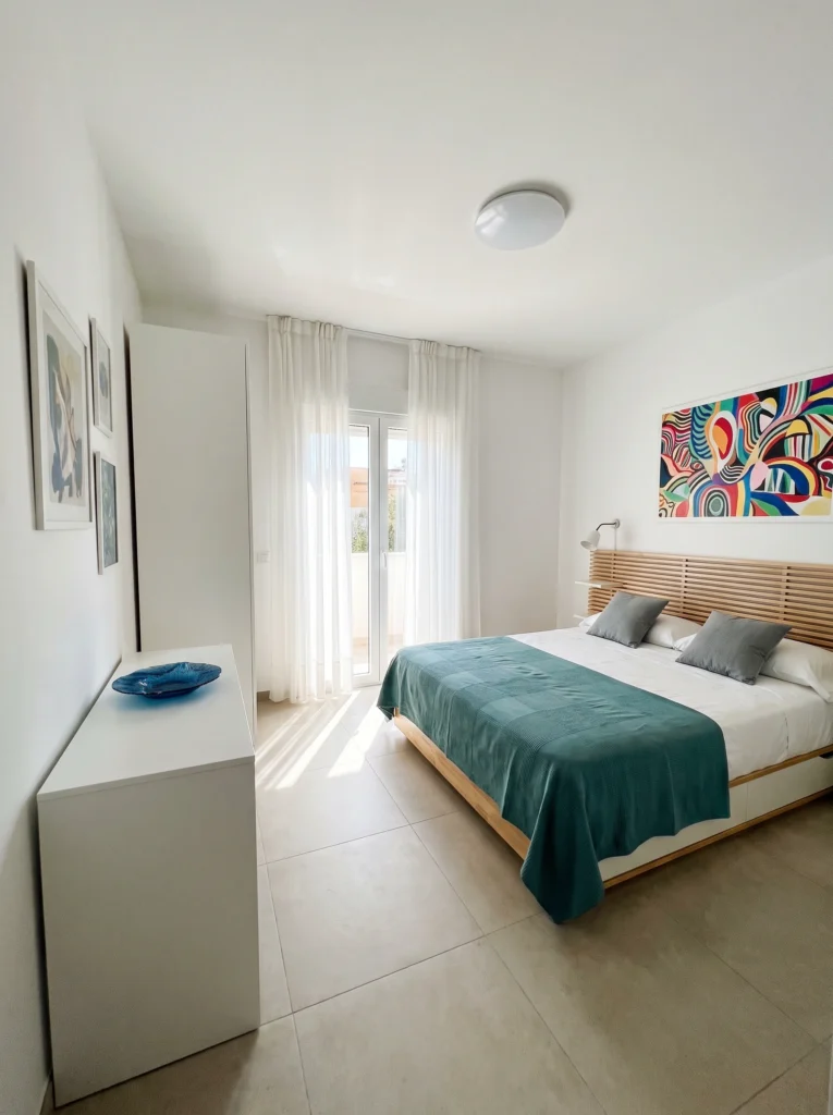  Studio Apartment Ideas for Feeling Comfortable in Your Space