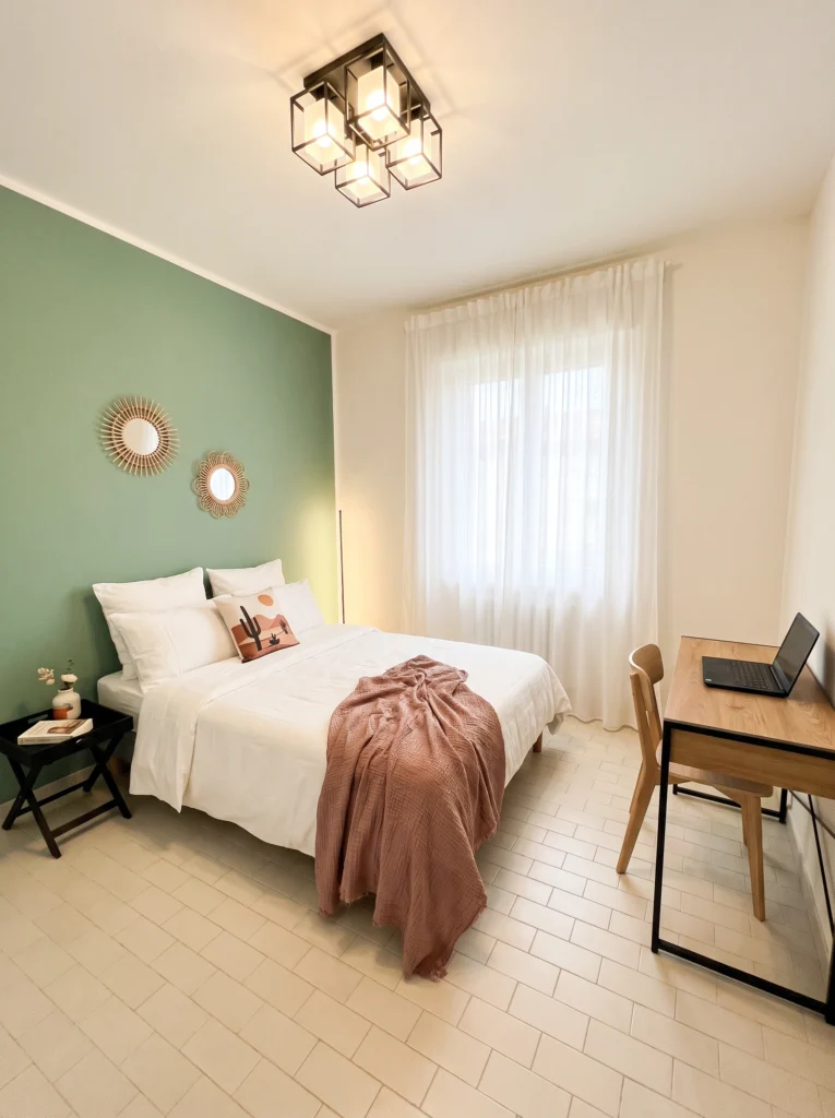 Studio Apartment Ideas for Creatives Who Need a Work Zone