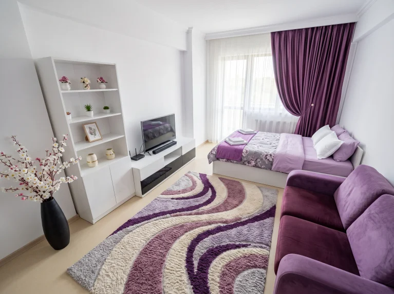 How To Decorate A Studio Apartment To Maximize Space