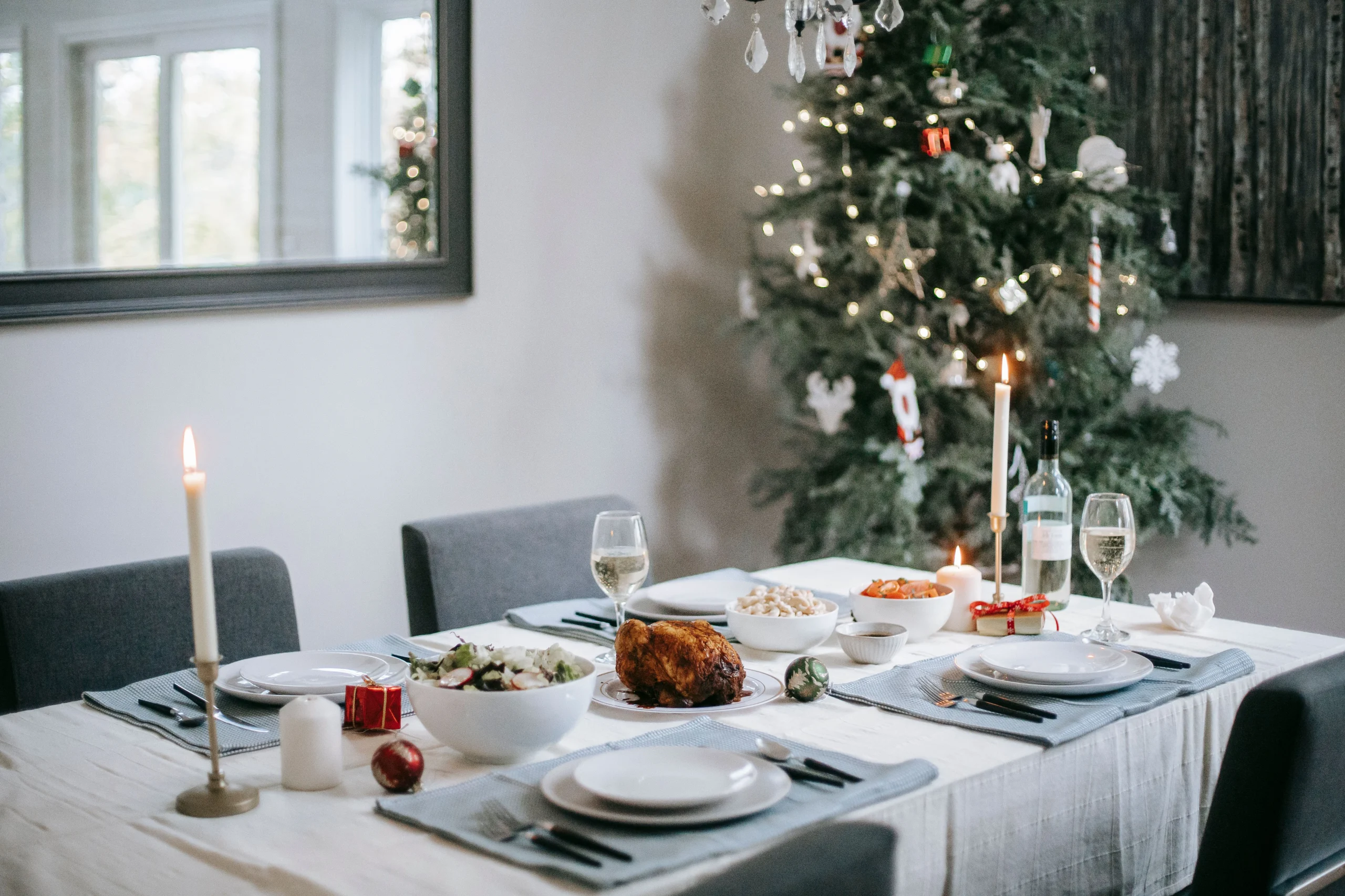 Christmas Table Settings